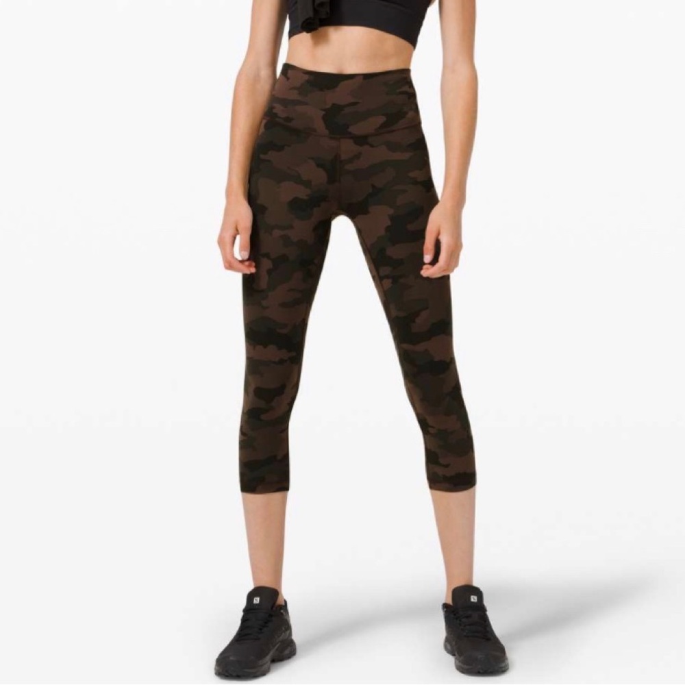 Lululemon Wunder Train High-Rise Crop 21"
Camo Brown Leggings W6BFBS 2020 Size 4